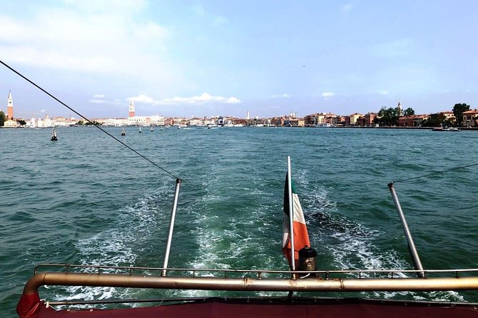 Half-Day Motorboat Cruise to Venice Lagoon Islands Murano and Burano - Getting to the boat at Riva degli Schiavoni, and avoiding the common headache