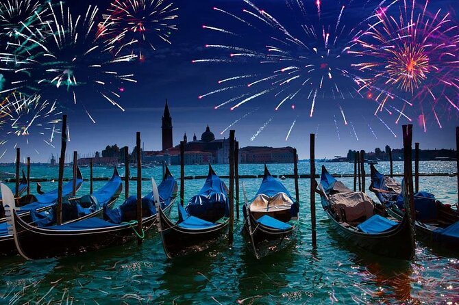I Musici Veneziani New Year's Concert in Venice - Scuola Grande di San Teodoro: The Room Is Part of the Show