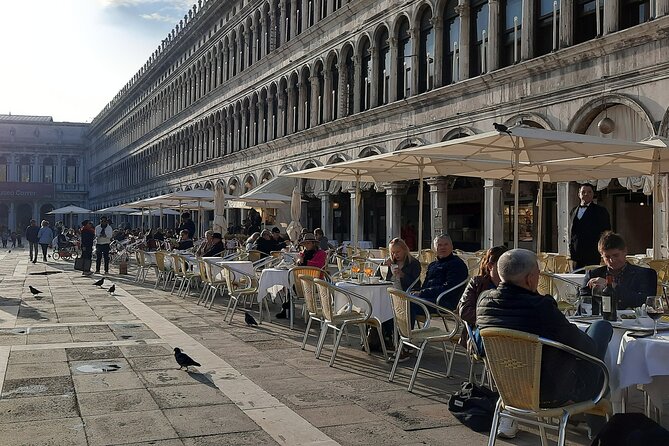 In and Around St. Mark‘s Square: A Self-Guided Audio Tour - Getting Oriented in Piazza San Marco
