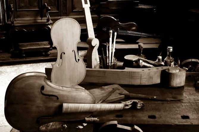 Interpreti Veneziani Concert in Venice Including Music Museum - Should you book the Interpreti Veneziani concert with Music Museum?