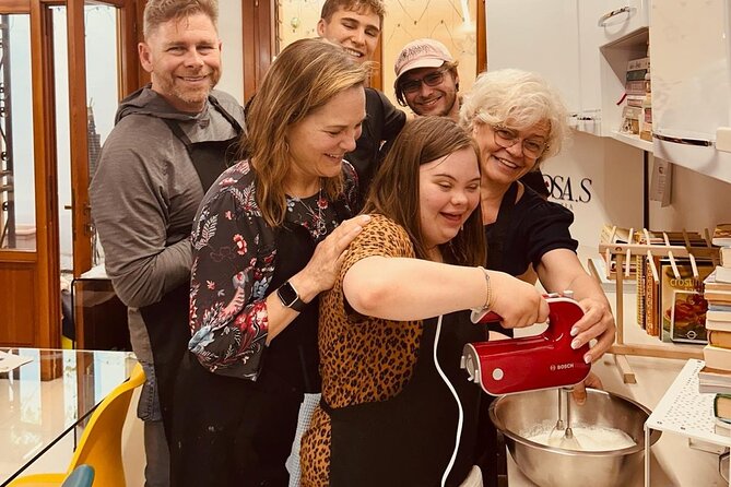 Italian Cooking Class in Rosa's colorful home - Rosa’s Rainbow: Kiwi, Potatoes, and a Baked Surprise