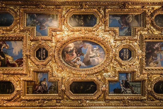 Kingly Venice: Doge Palace Ticket, Guided Tour & History Gallery - Museo Correr and the Procuratie Nuove Connection