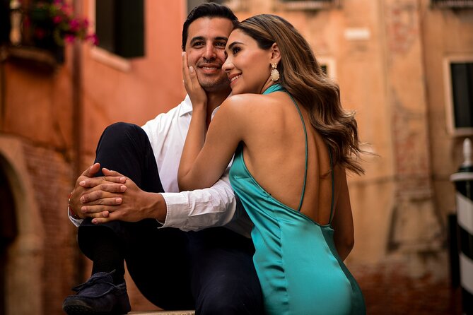 Luxurious Photoshoot in Venice - San Marco Square: big architecture, big “wow” frames