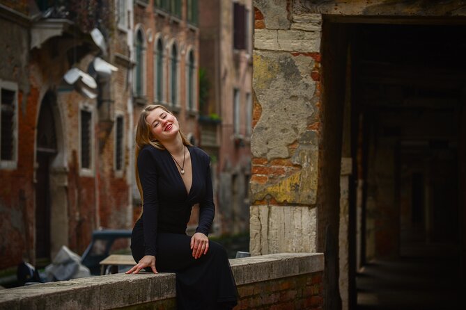 Luxurious Photoshoot in Venice - Starting at Ponte di Rialto: the iconic opener