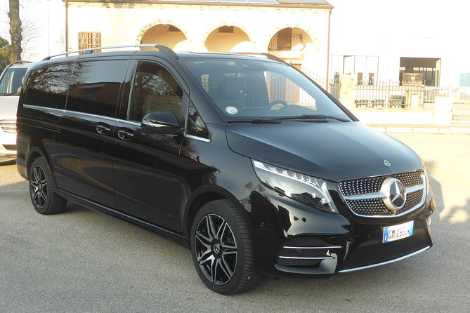 Luxury Private Transfer Venice – Cruise Port Pickup & Drop-off - Luxury ride details: vehicle comfort and driver style