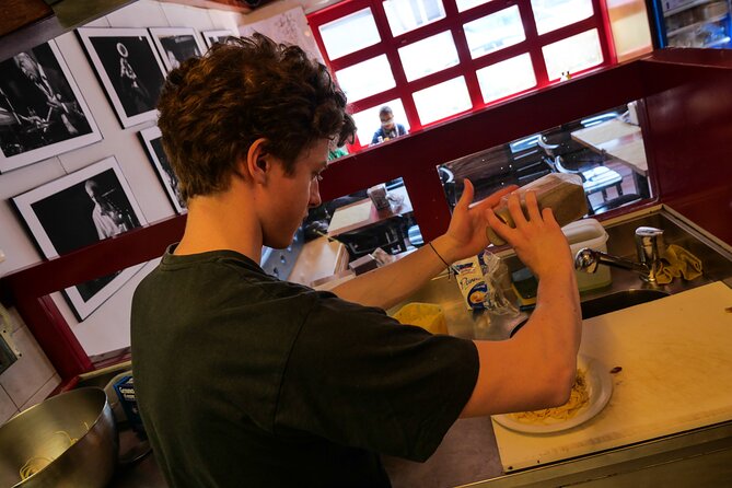 Make Pasta Carbonara from Scratch in a Jazz Club in Venice - What makes this carbonara class feel different in Venice