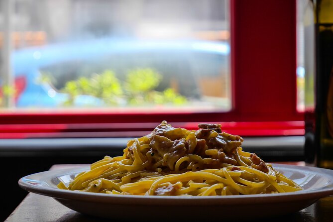 Make Pasta Carbonara from Scratch in a Jazz Club in Venice - Inside Al Vapore Jazz Club: the mood, the kitchen, and the host