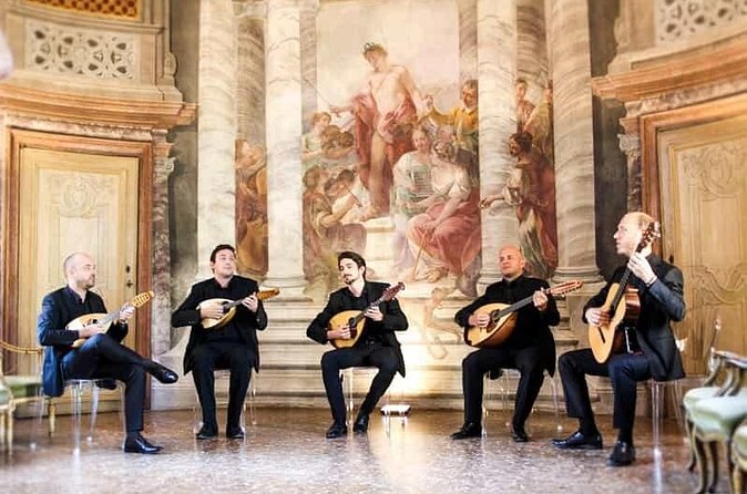 MandolinVenice Concert in Venice - Who Should Book This MandolinVenice Concert (And Who Might Not)