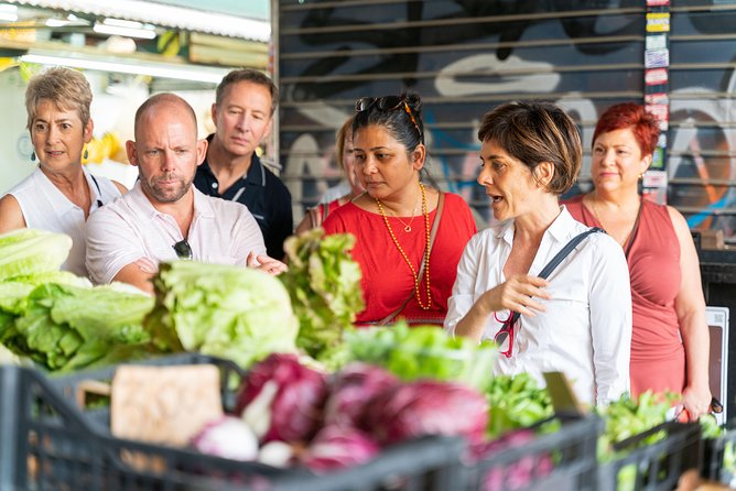 Market Tour and Dining at a Local's Home in Venice - Traditional food shops and what you should watch for while shopping