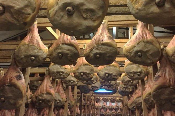Medieval castles walled towns, Renaissance villas, ceramic, south Euganean Hills - Este: Pottery Town Energy, Plus Prosciutto Veneto DOP