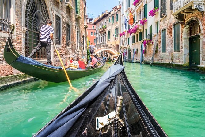Morning City Walking and Gondola Ride Tour in Venice - St. Mark’s Square to Castello on foot: the route that actually teaches Venice