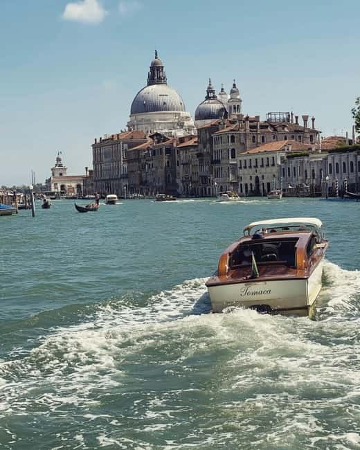 Murano:Boat Ride, Glassblowing Demonstration & Factory Visit - Live Blown-Glass Demonstration: What to Watch Without Getting Lost