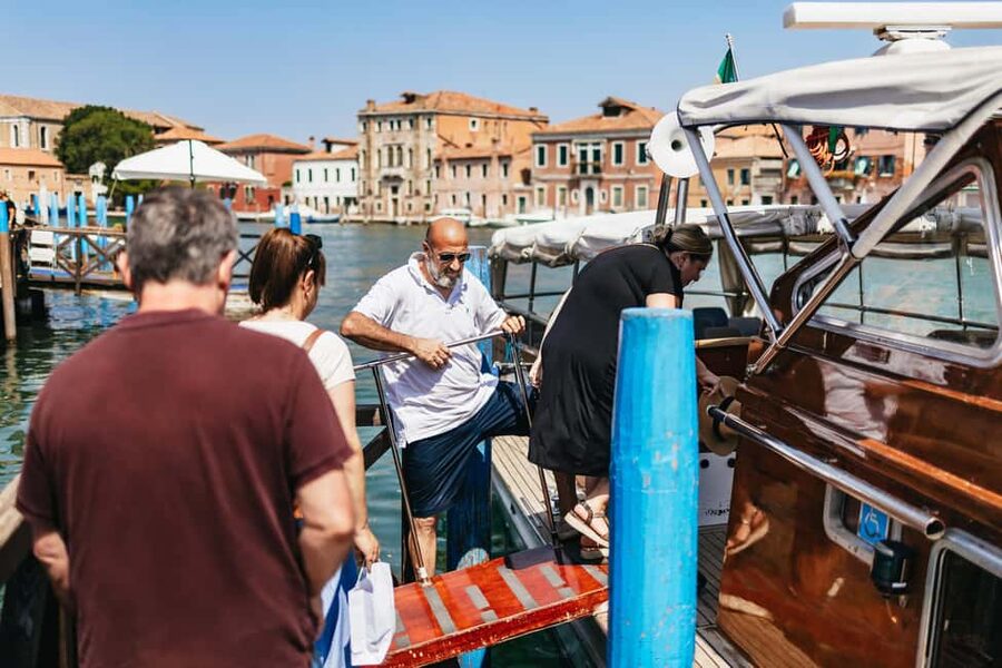 Murano & Burano Guided Tour by Private Boat with Glassmaking - Key things to know before you go