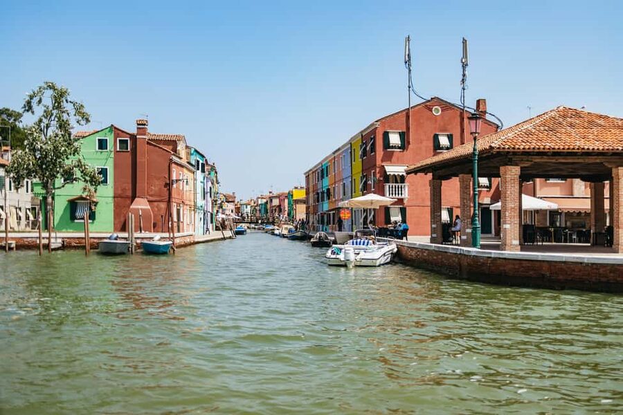 Murano & Burano Guided Tour by Private Boat with Glassmaking - Price and Value: Is $35 a Good Deal for Murano and Burano?
