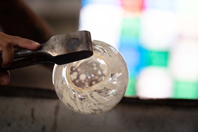 Murano Glass Factory Experience: A Workshop in Venice - The hands-on workshop: mosaic or bead jewelry you can take home
