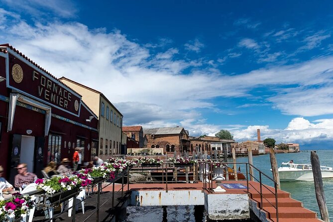 Murano Glassblowing and VIP Shopping Tour - Getting There From Campo S. Zaccaria, Then Straight Into Murano