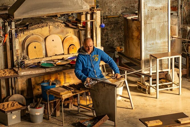 Murano Glassblowing Tour: Boat Ride & Factory Visit - Inside the Murano glass factory: what you are really watching