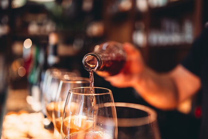 Natural Wine Tasting & Food Pairing with a Sommelier in Venice - A calmer Venice moment, centered on natural wine
