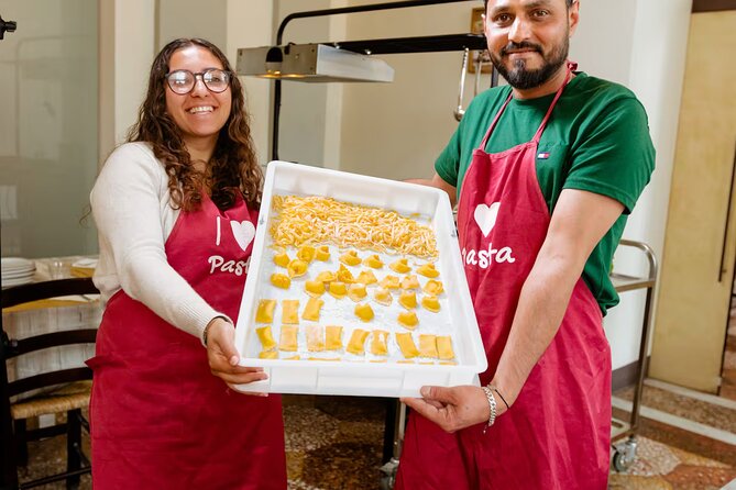 Pastamania in Venice with Wine Tasting and Gelato - The Sauce Lessons: Pommarola and Butter with Sage