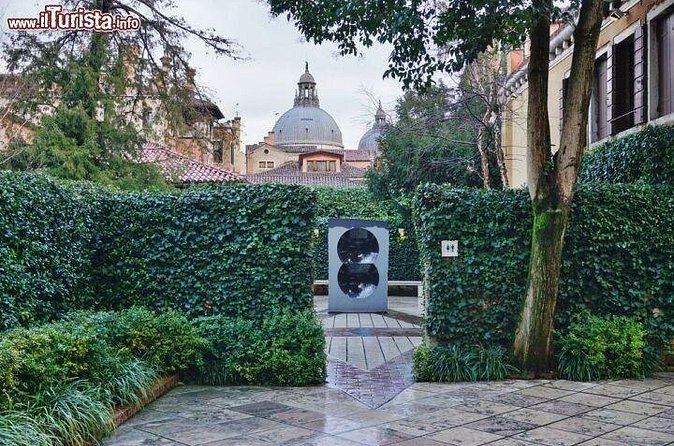 Peggy Guggenheim Collection Admission Ticket Venice - Who should book this Peggy Guggenheim ticket