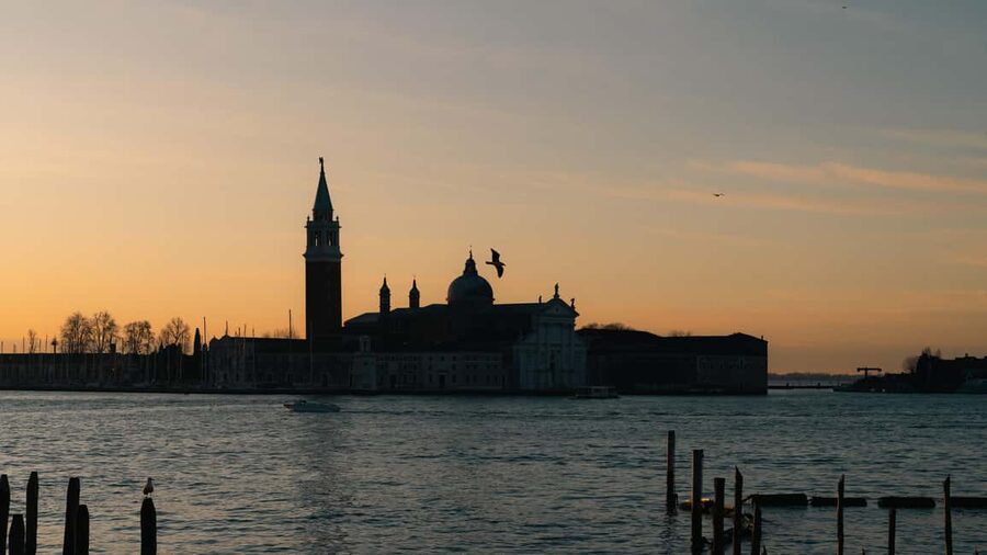 Photo workshop in Venice with a local photographer! - The real lesson: composition, light, and storytelling you can use today