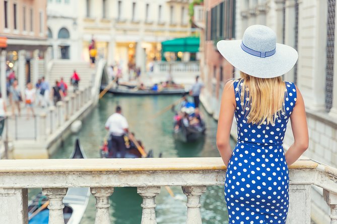 Photographer, Professional Photo shoot - Venice - Value and price: why $210.28 can make sense in Venice