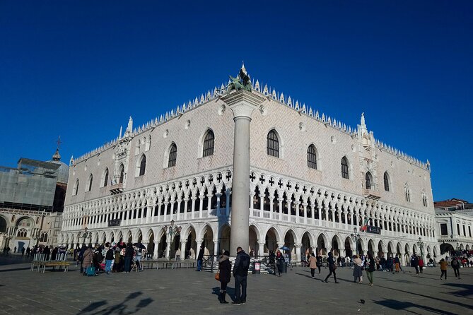 Private 4hrs Venice Tour: Doge's Palace, Grand Canal & St Mark's - Guide style and the human factor that makes or breaks it