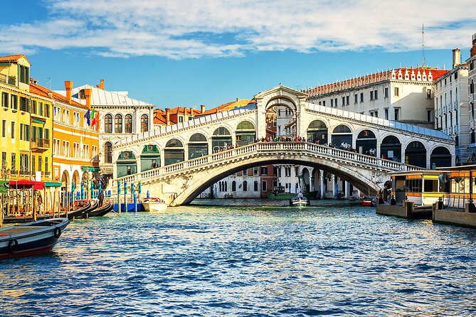 Private Audio Guided Walking Tour in Venice - Stop by stop: the walk from St. Mark’s Square to Murano