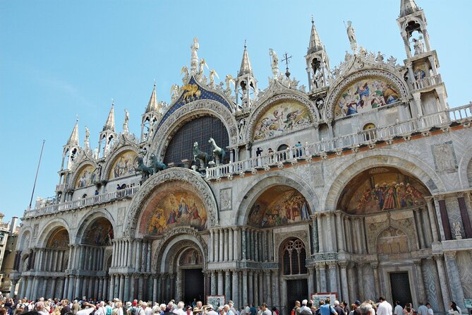 Private Best of Venice Walking Tour with St Mark's Basilica - St Mark’s Basilica skip-the-line: what you will see in a limited visit