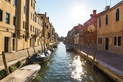 Private Cruise: Venice Viewed by the Water with 3-Course Dinner