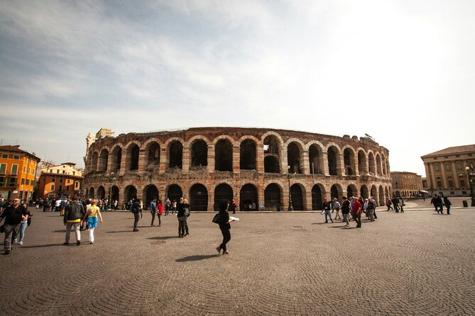 Private day trip from Venice to Verona, Lago di Garda & back - Key highlights that make this day trip work