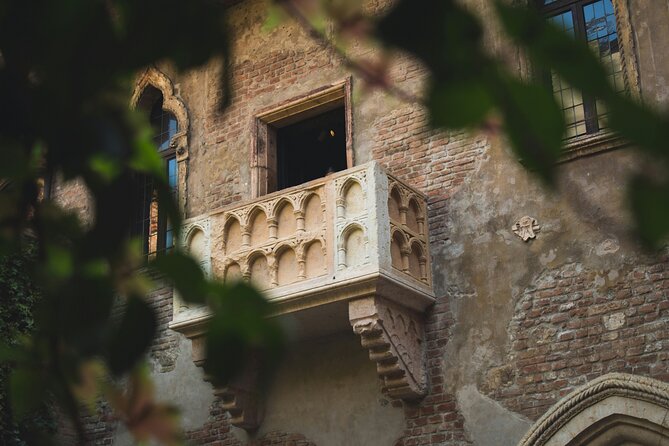 Private day trip from Venice to Verona, Lago di Garda & back - Verona in four hours: Arena, Juliet, and a Roman-photo stop