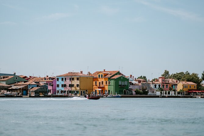 Private Day Trip to Murano Burano and Torcello islands from Venice with a local - Burano: the colorful houses plus the lace tradition