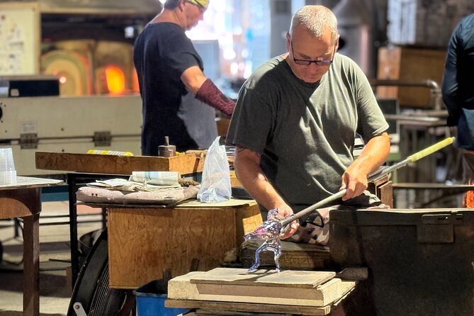Private Discovery of Murano Glass and Burano Lace - Burano lace demonstration and the island rhythm you can actually enjoy