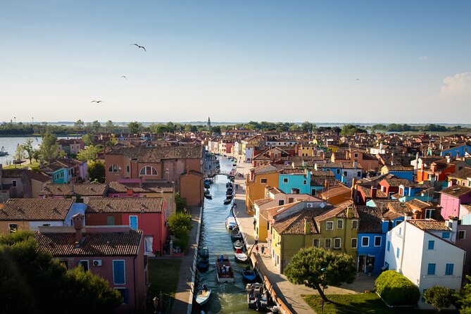 Private Discovery of Murano Glass and Burano Lace - The boat ride: San Michele cemetery island and Lorenzo Quinn’s Building Bridges