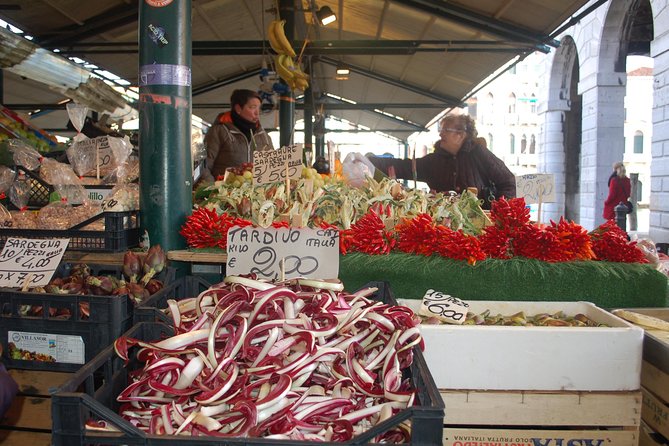 Private Food and Sightseeing Tour in Venice - Bacaro Lunch and Cicchetti: Small Plates With Real Venetian Logic