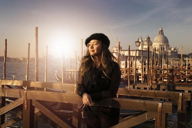 Private Gondola and photoshoot in Secret Venice - Price and what you actually get for $214.32 per person