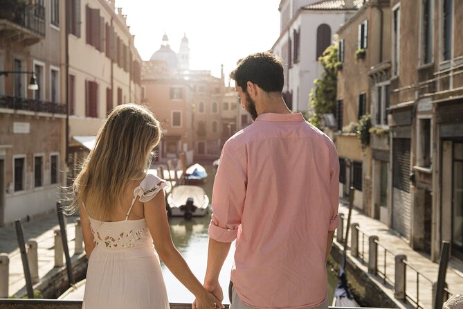 Private Gondola Ride and Photoshoot - Pro Camera Results and Edited Photos Sent Securely