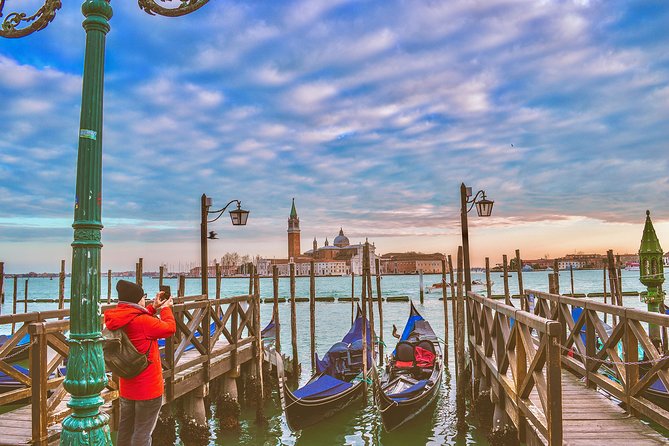 Private Gondola Ride in Venice - Gondolier personality: when the ride is fun, and when it is not