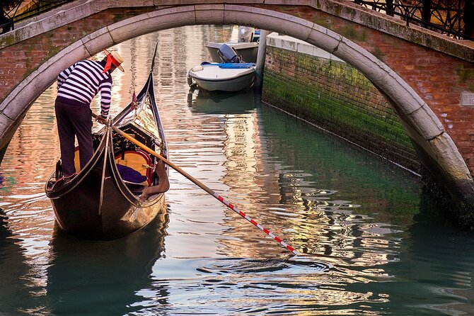 Private Gondola Ride in Venice Discover the Floating City - Inclusions, Extras, and What to Bring