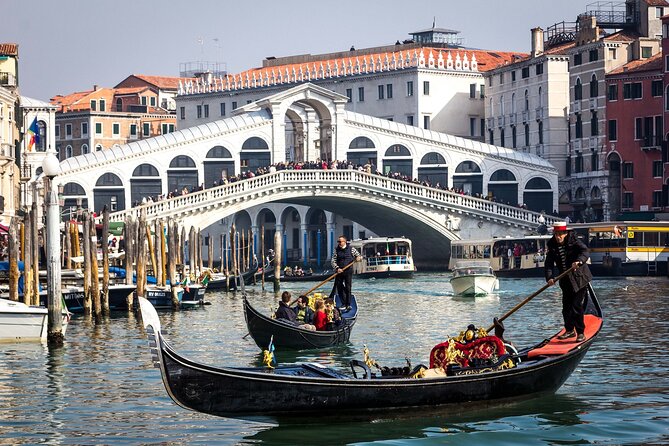 Private Gondola Ride in Venice Discover the Floating City - The Start at Bacino di San Marco, Right by Piazza San Marco