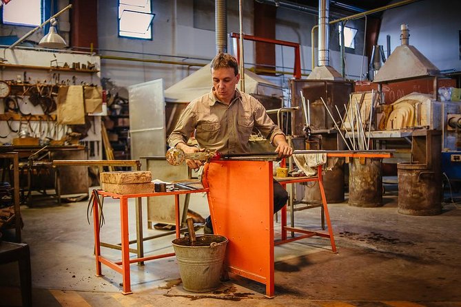 Private Grand Canal Boat Tour and Murano Glass Experience - Private Guide and Logistics: Pickup, Meeting Points, and Timing Reality