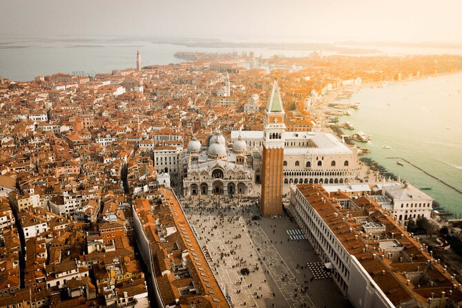 Private guide to visit Palacio Ducale & Basilica de San Marco in Venice - Doge’s Palace: Venetian Gothic, power games, and prison realities
