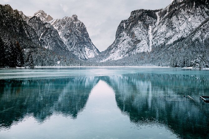 Private Guided Tour in the Dolomites from Venice - Lago di Dobbiaco: a wetland lake by the Austria border parks