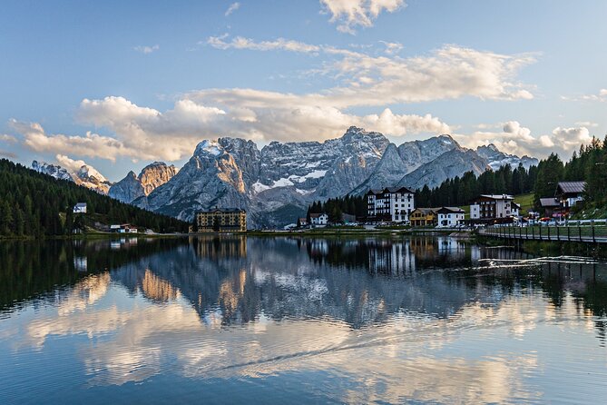 Private Guided Tour in the Dolomites from Venice - The van experience: snacks, audio, waiting comfort, and real-world flexibility