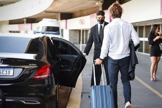 Private One-way Airport Transfer Venice Airport to Venice - The strike and late-arrival lesson: flexibility matters