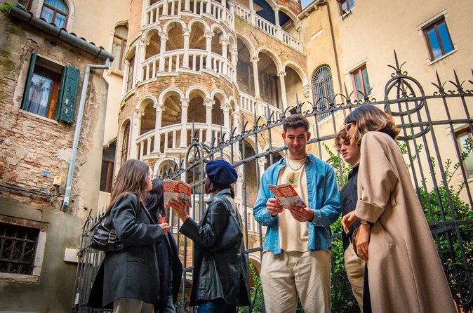 Private overview of Venice: 2-hour guided walking tour - Piazza San Marco start: Correr Museum corner and real orientation