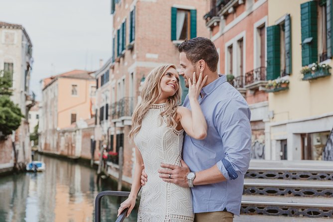 Private Photo Shoot in Venice with Gondola Ride - Price and Value: When $905 Per Group Makes Sense