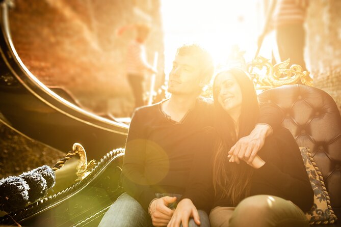 Private Photoshoot on Personal Gondola in Venice - Stop 4: The Grand Canal and Rialto Bridge finale