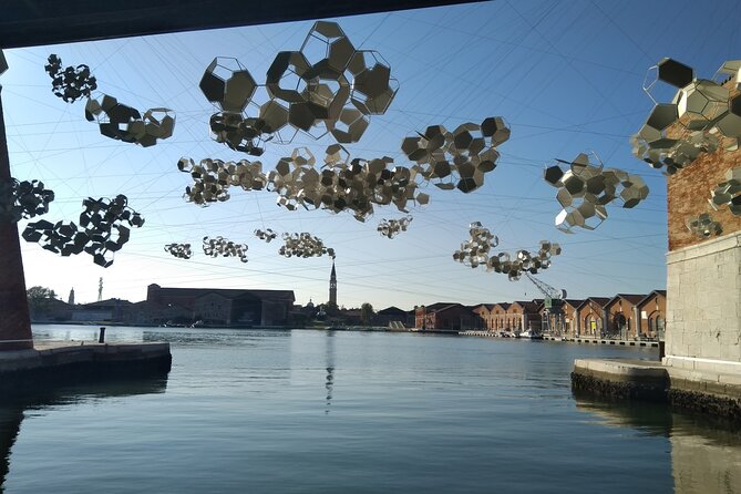 Private tour Biennale 2026: In Minor Key - What you actually see: national pavilions at Giardini